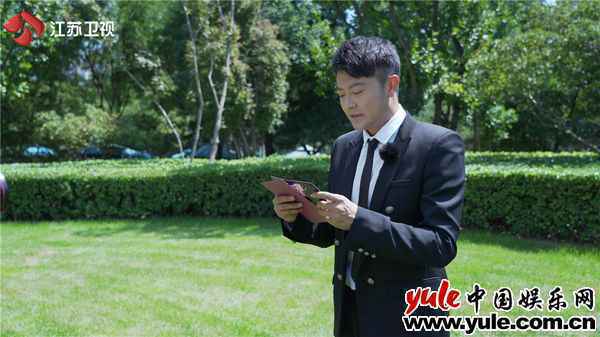 1 今晚《为幸福喝彩》揭秘福彩摇奖全过程 印小天为闯关使出浑身解数