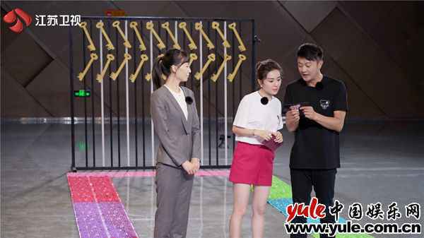 7 今晚《为幸福喝彩》揭秘福彩摇奖全过程 印小天为闯关使出浑身解数