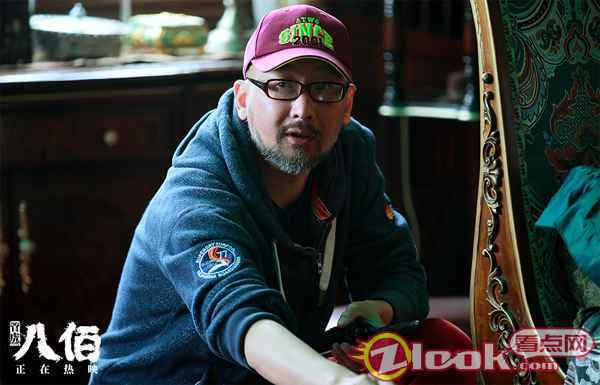 管虎导演十年梦圆拍摄战争片夙愿 《八佰》票房一路告捷延长上映