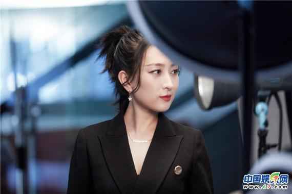 马苏《演员请就位》先导片上线 “时代需要流量，我们只能流浪”