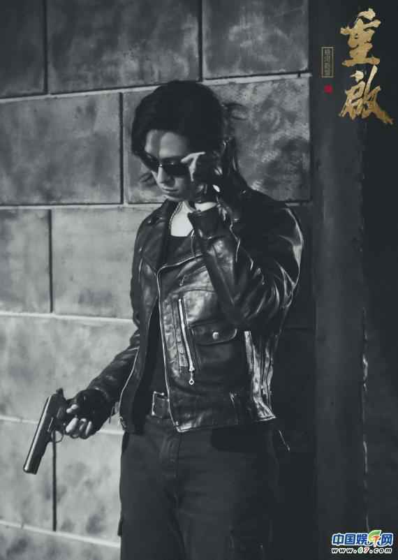 陈楚河《重启2》热播中 黑眼镜智勇双全带队脱险