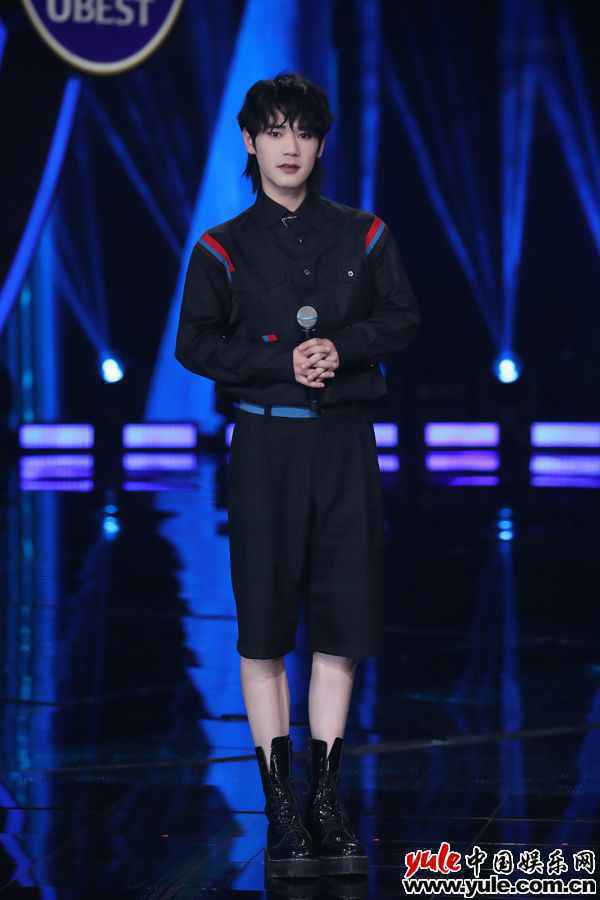 __ 东方卫视《我们的歌》第二季举办开播发布会 李健成功追星谭咏麟