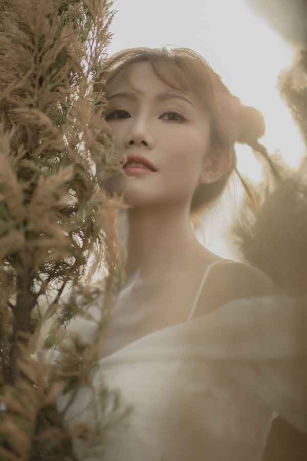 爱需要放过，白杏薇亲自填词作曲治愈新歌《不舍》上线