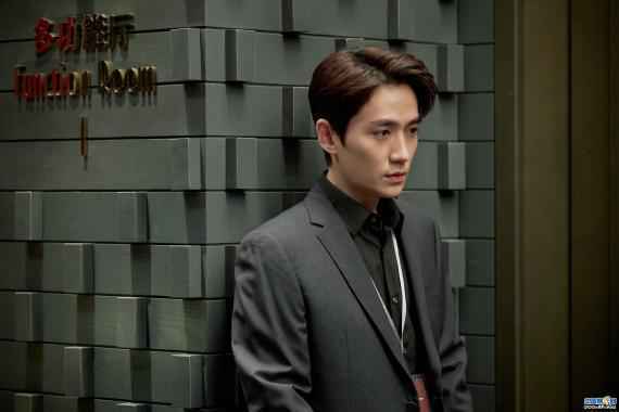 朱一龙《亲爱的自己》圆满收官 陈一鸣角色赢得观众好评