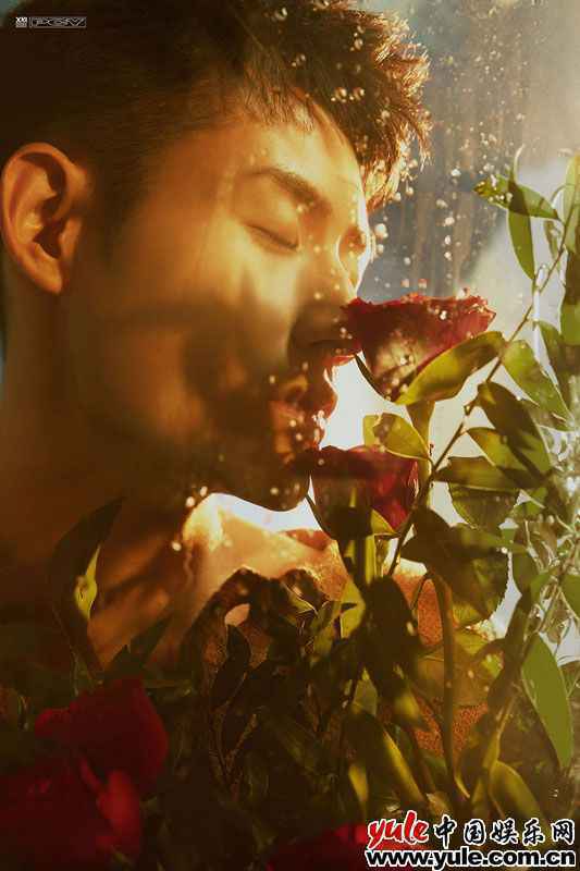 彭楚粤原创单曲《牵手拉勾》上线 诠释甜蜜情感共鸣