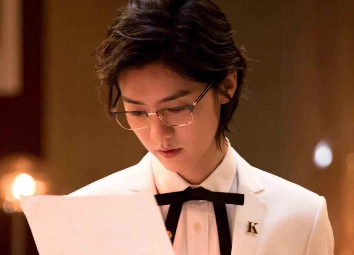 鹿晗演技获认可，表示愿零片酬演《战狼3》，吴京回答让网友激动