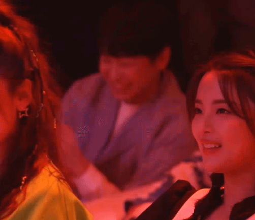 表情管理完全失控！彭昱畅的笑出圈了