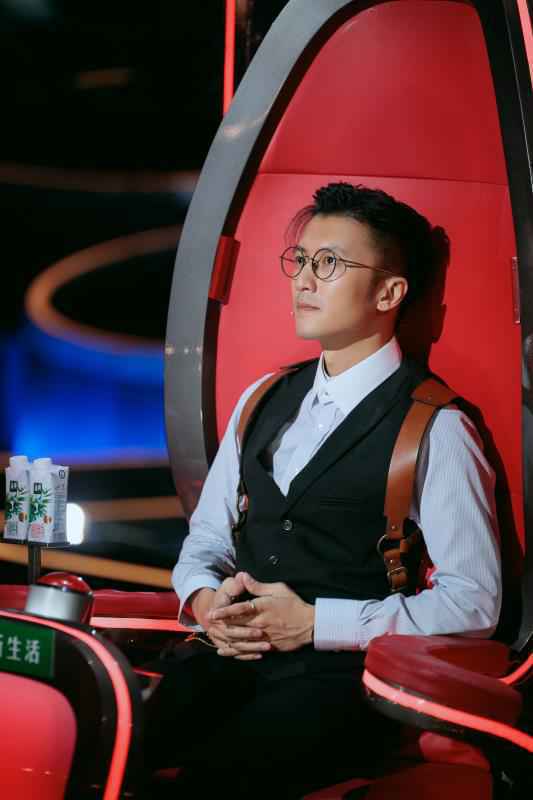 《中国好声音》迎来最强车轮战,谢霆锋抢与不抢有门道
