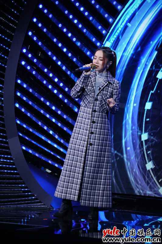 《中国梦之声·我们的歌》第二季G.E.M.邓紫棋大胆示爱李玟 王源GAI争抢陈小春