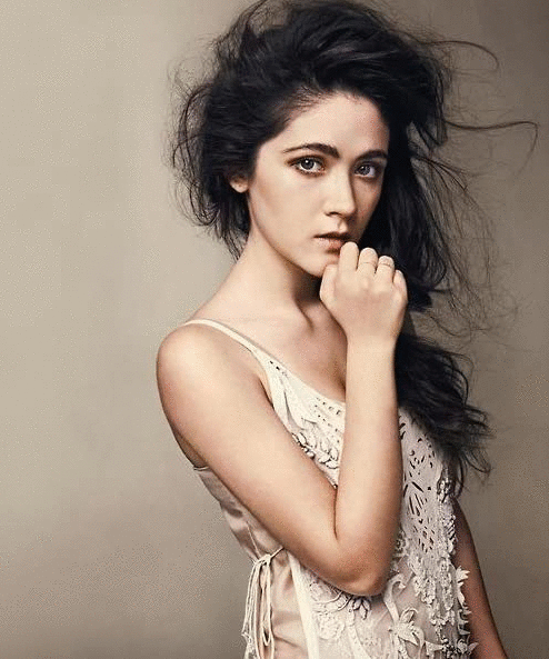 经典恐怖片《孤儿怨》拍前传！如今23岁的原主演伊莎贝拉弗尔曼回归