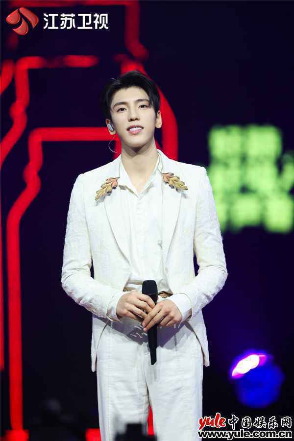 9埃尼阿克7 小沈阳王子异惊喜揭面 “蒙面军师”“星际少女”安利伪装小妙招