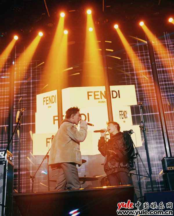 许魏洲上海出席品牌活动 靓仔出街港风十足