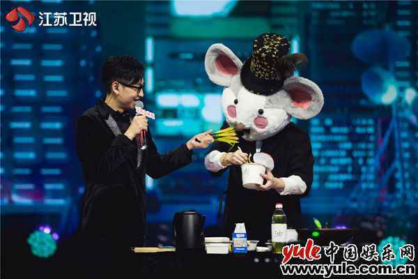 陈龙黄霄雲赵露揭面 “老鼠大人要上进”初露破绽如何破局