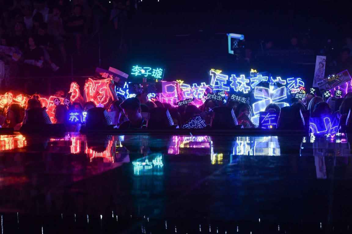 《少年之名》成团直播夜惊艳全网，“S.K.Y天空少年”组合出道