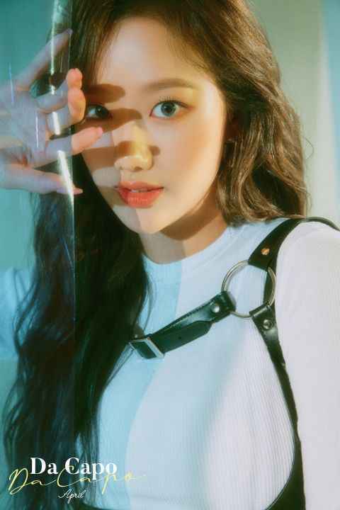 April 释出〈Da Capo〉概念照 全员挑战新形象！