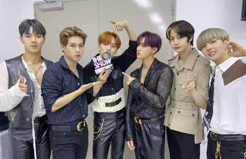 Monsta X 携迷你八辑回归 昨日夺下发片后首冠!