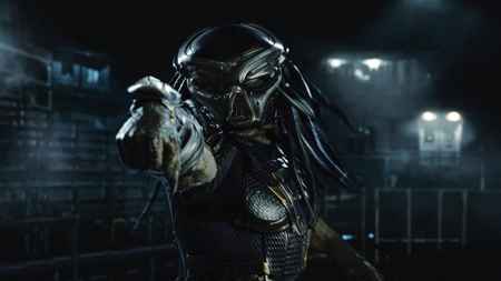 《铁血战士》拍第五部电影！《黑袍纠察队》导演丹特拉亨伯格执导