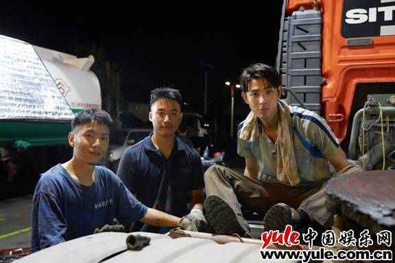 「新世代影歌双栖小天王」连晨翔2020年全新迷你专辑《百分百》将于11/27正式发行