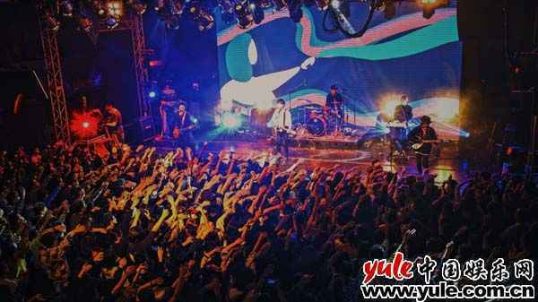 果味VC新专辑首唱会燃爆京城 浪漫不止步履未停