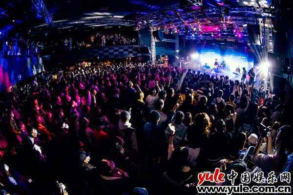 果味VC新专辑首唱会燃爆京城 浪漫不止步履未停