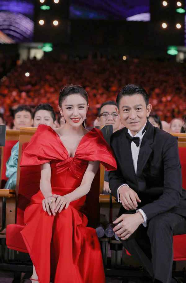 第33届金鸡奖获奖名单！《夺冠》成最大赢家周冬雨喜提最佳女主角