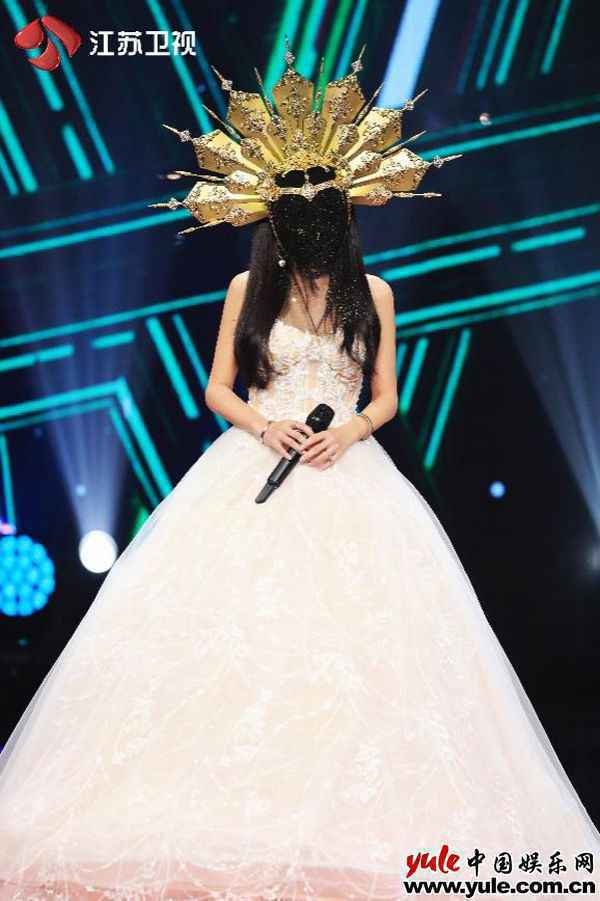 《蒙面唱将猜猜猜》给自己点了一首《我怎么这么好看》