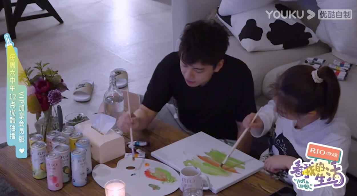 《看我的生活》黄明昊奇葩减压笑翻天 佘诗曼紧锣密鼓筹备618