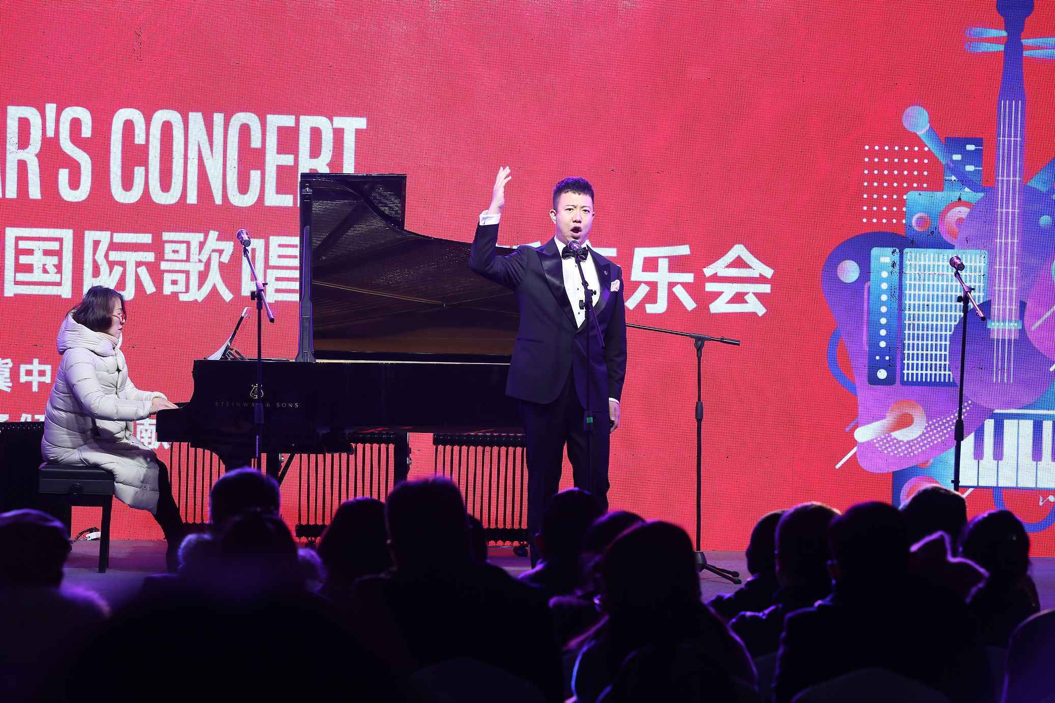 ISING!国际歌唱家迎新音乐会唱响创意米兰时尚生活广场