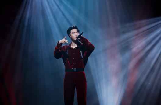 张艺兴唱作人挑战Rap圆“武侠梦” “我不想输，但不怕输”