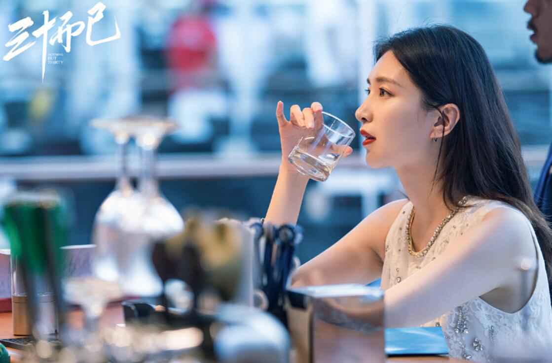 《三十而已》热播 王漫妮收获爱情 顾佳努力“搞事业”引许幻山不满