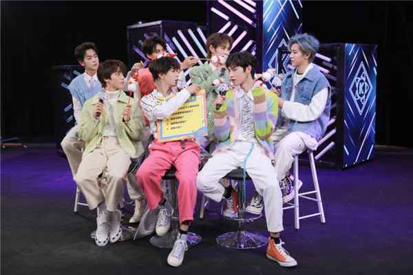 S.K.Y天空少年携新EP惊艳亮相《酷狗首唱会》超强电力心动爆表