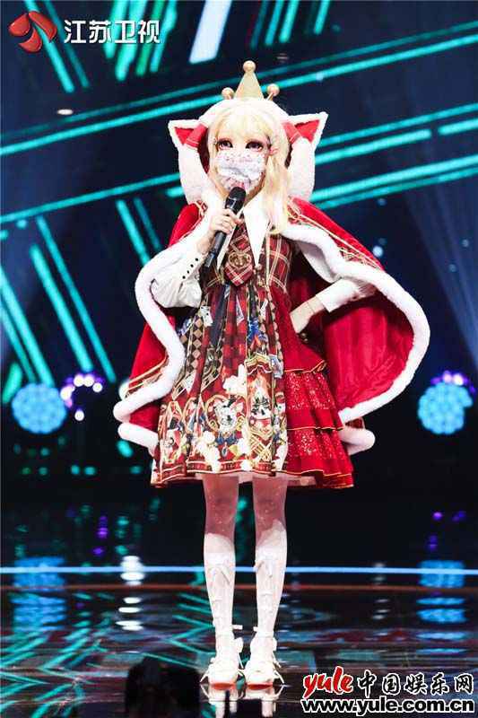 蒙面男团集体热舞活力开场 六位唱将甜蜜配对联袂欢唱