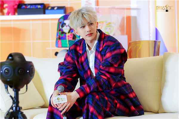 蔡徐坤斩获第十四届咪咕汇多个音乐奖项