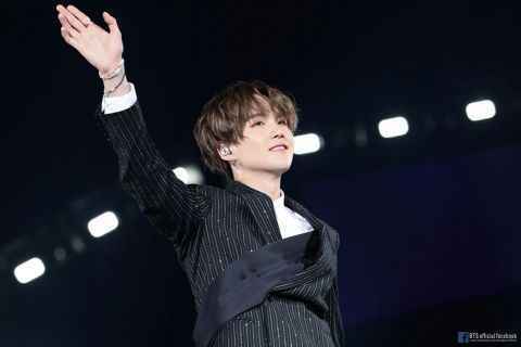 BTS 防弹少年团的新专辑回归预告，SUGA 的 solo 曲率先公开！