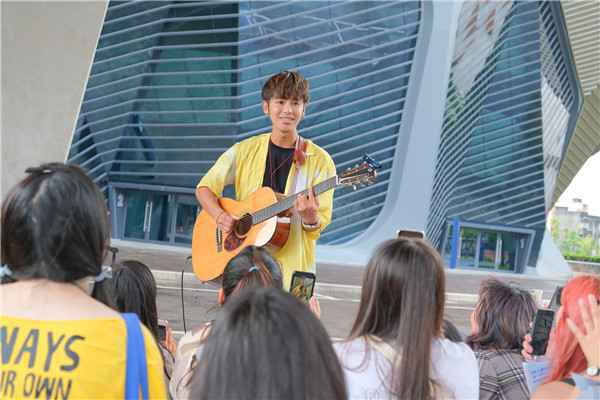 鼓鼓吕思纬北流观光巴士启动