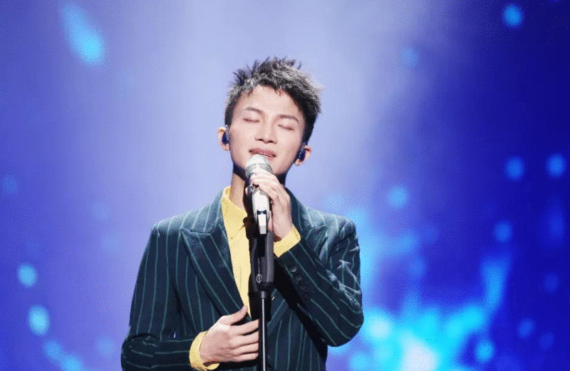 周深墙头之歌片段曝光,粉丝直言真实又好笑