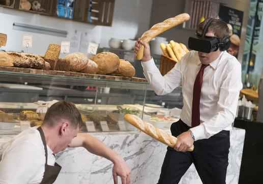 《憨豆特工3》极致肢体喜剧 罗温·艾金森被赞“现代卓别林”