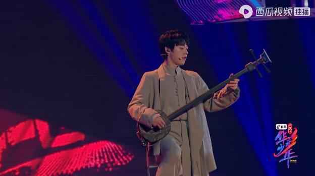 《上线吧!华彩少年》16位少年率先演绎最炫国风