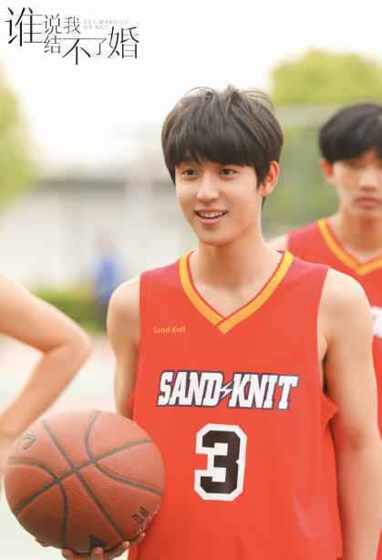 《谁说我结不了婚》首播 元气少年吴宇恒化身国民初恋