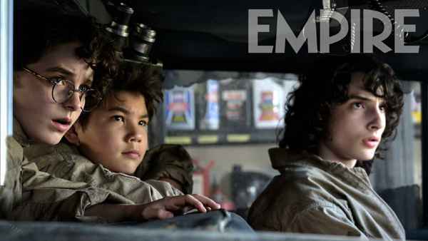 《超能敢死队2020》《杀手妻子的保镖》《新世界》等电影发布新剧照