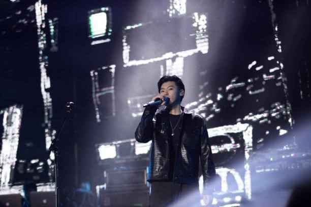 隔壁老樊“绽放”专场音乐会门票即将售罄 超多福利惊喜不停