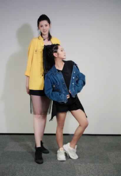 50岁王琳《奋斗吧主播》自称小姐姐，开直播遭网友无理要求竟如此回应