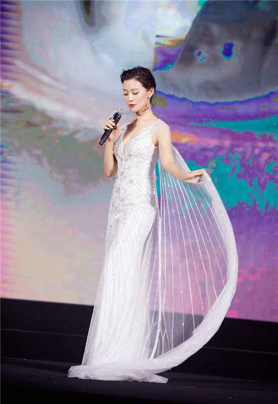 常思思献唱2019全球城市形象大使世界杯总决赛