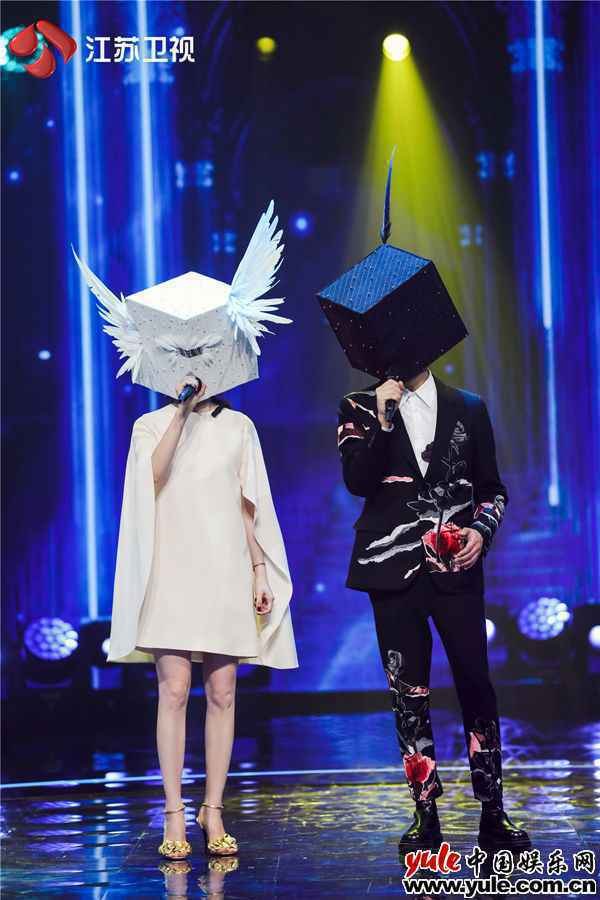 《蒙面唱将猜猜猜》年度盛典上半场阵容新鲜出炉 全能唱将绽放异彩