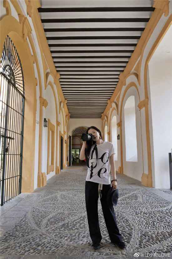 赵薇二十多年前的那首歌，像唱给今天的江一燕