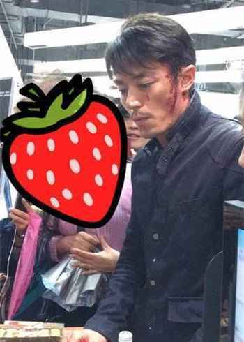 霍建华满脸是血逛超市真相竟是这样?