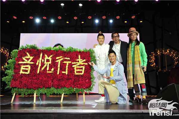 草蜢推全新国语大碟 期待北京开唱