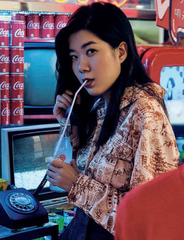 杨笠 | 笑着拔剑，温柔一击