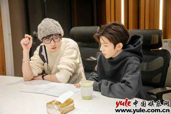 王源《答案》概念主题曲上线 治愈声线唱出寻梦“答案”