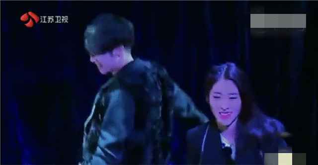 顶流小生被曝隐婚生子女方是圈内人 网友猜:华晨宇与张碧晨